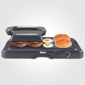 Grill with toaster